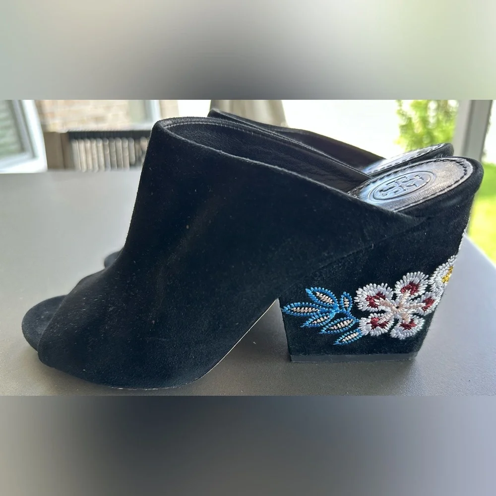 Tory Burch Floral‎ Embroidered Block Heel Slide Sandals - Size 6.5